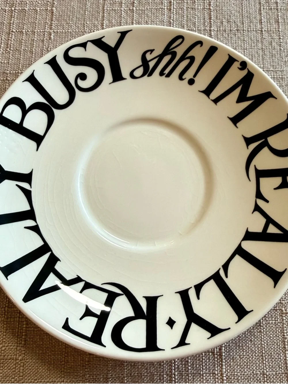 Emma Bridgewater Toast & Marmalade Love & Kisses coffee/tea saucers set of 3 - Picture 5 of 8